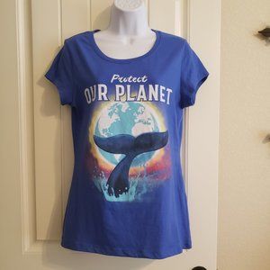💋Wound up Blue "Protect Our Planet" Tee